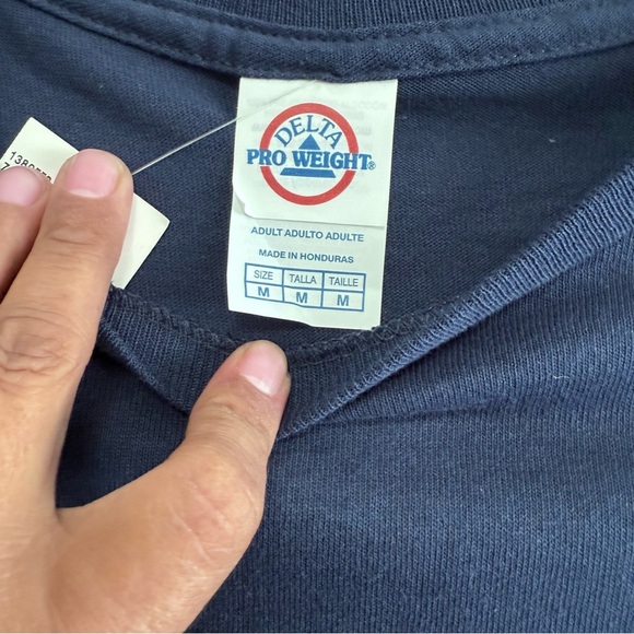 🎄 5/$25 NRA Rifle Graphic Navy Blue T-Shirt - Picture 4 of 5